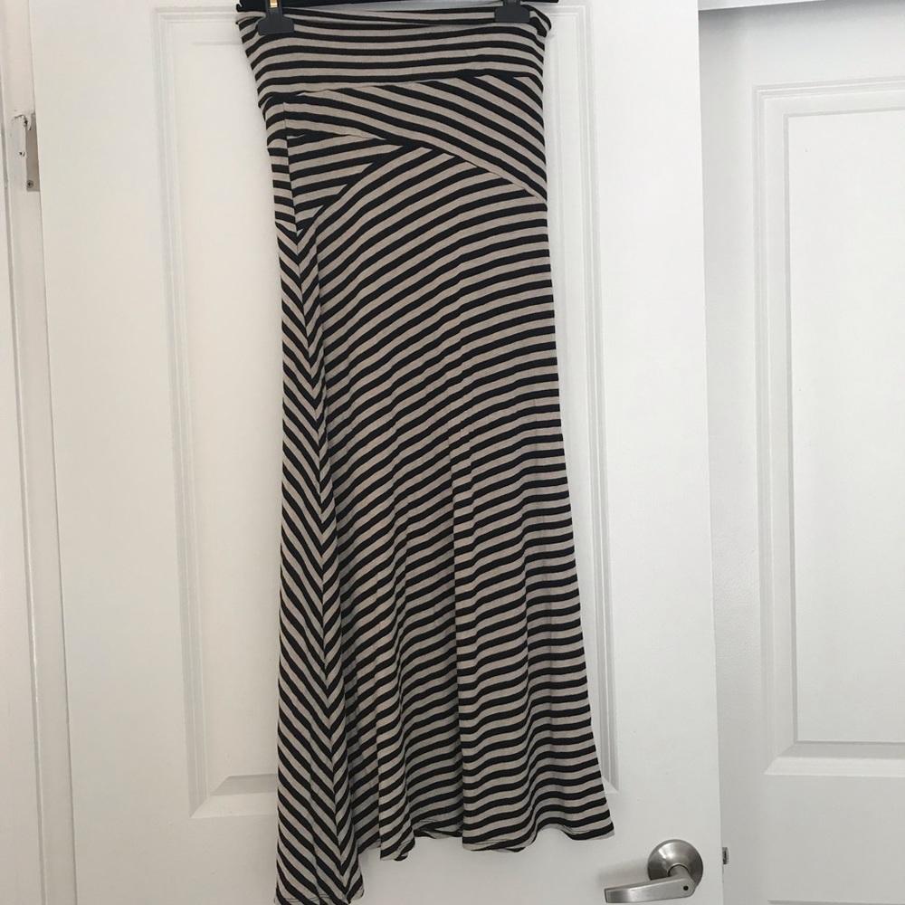 Monteau maxi striped skirt